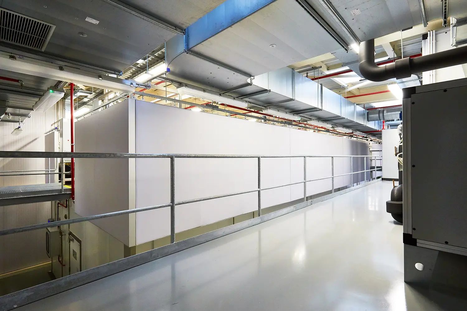 bedrijfshal industrie akoestiek