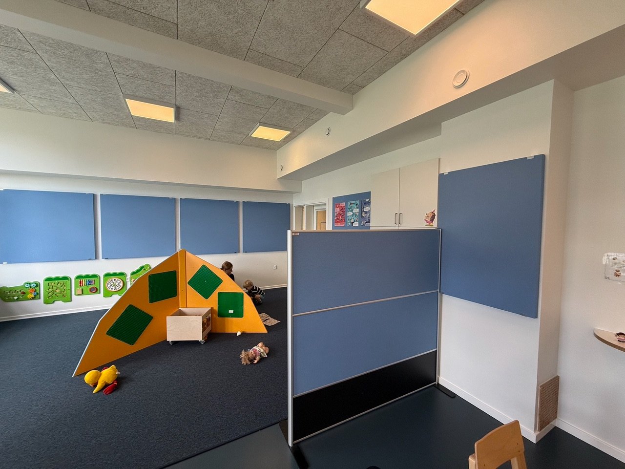 akoestiek kinderdagverblijf wand vrijstaand